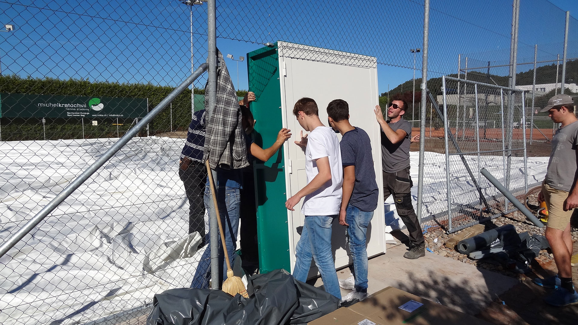 Erster Hallenaufbau 4. - 6. Oktober 2017
